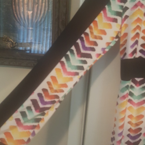 Top - Picture 5 of 5